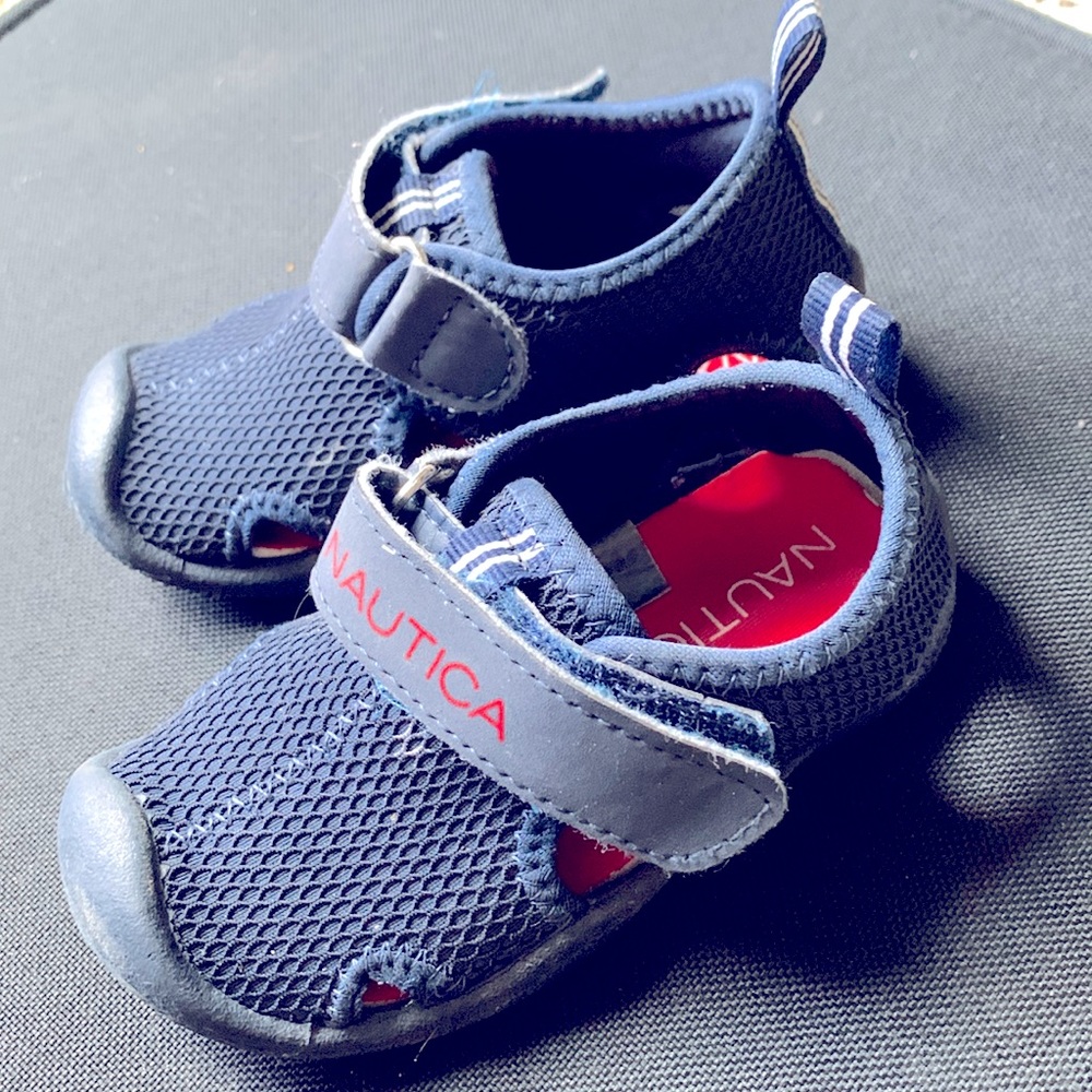 Water shoes Size 5